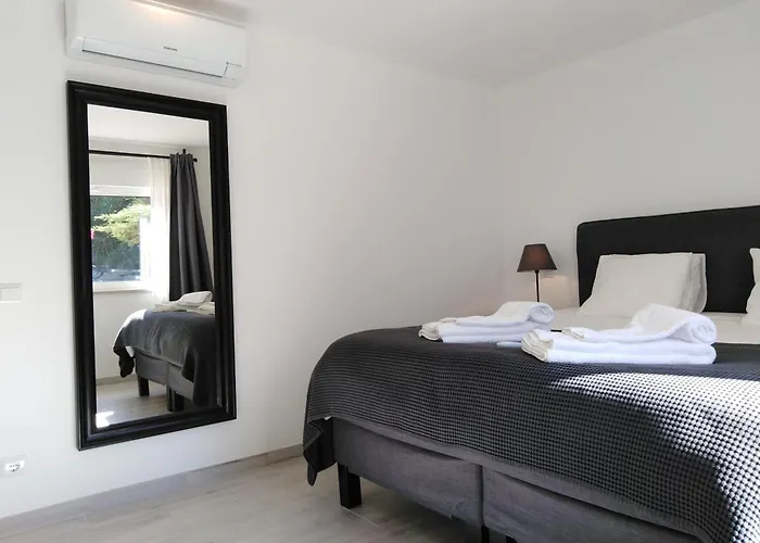 Maanuel Apartment